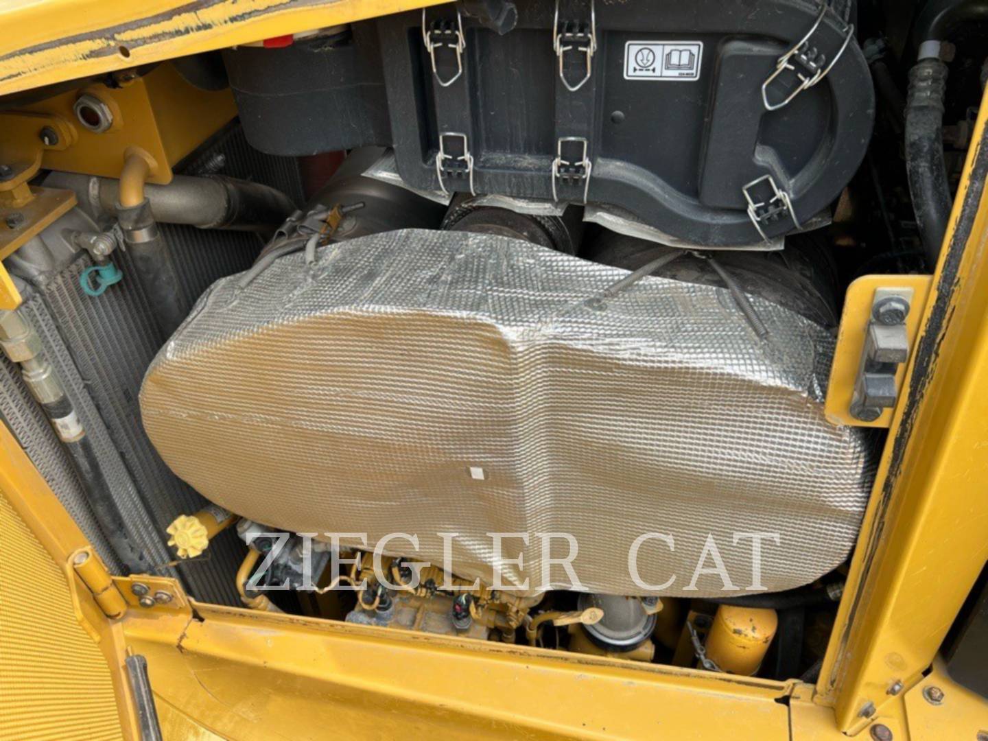 2015 Caterpillar D6T Dozer