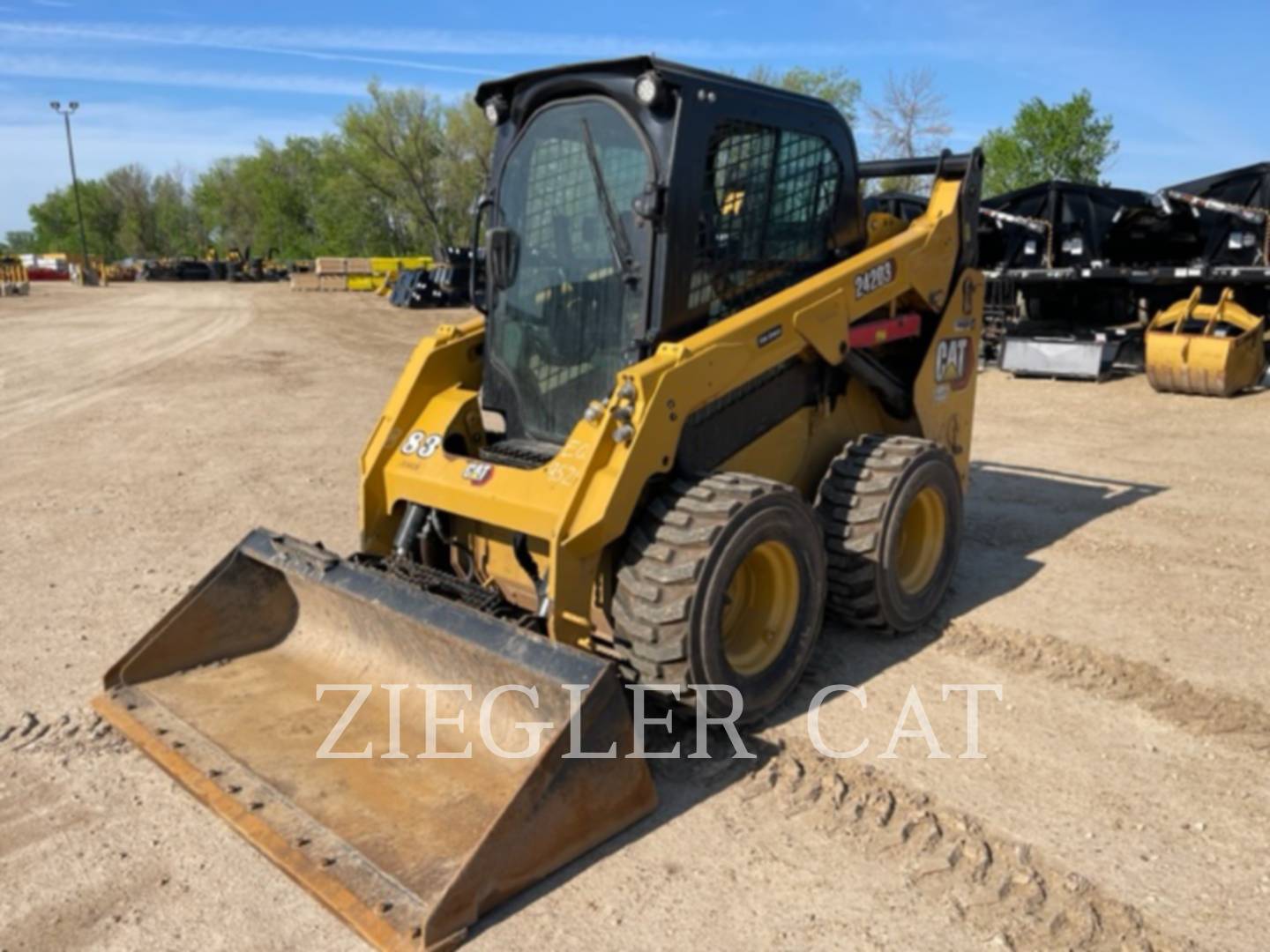 2020 Caterpillar 242D3 Skid Steer Loader