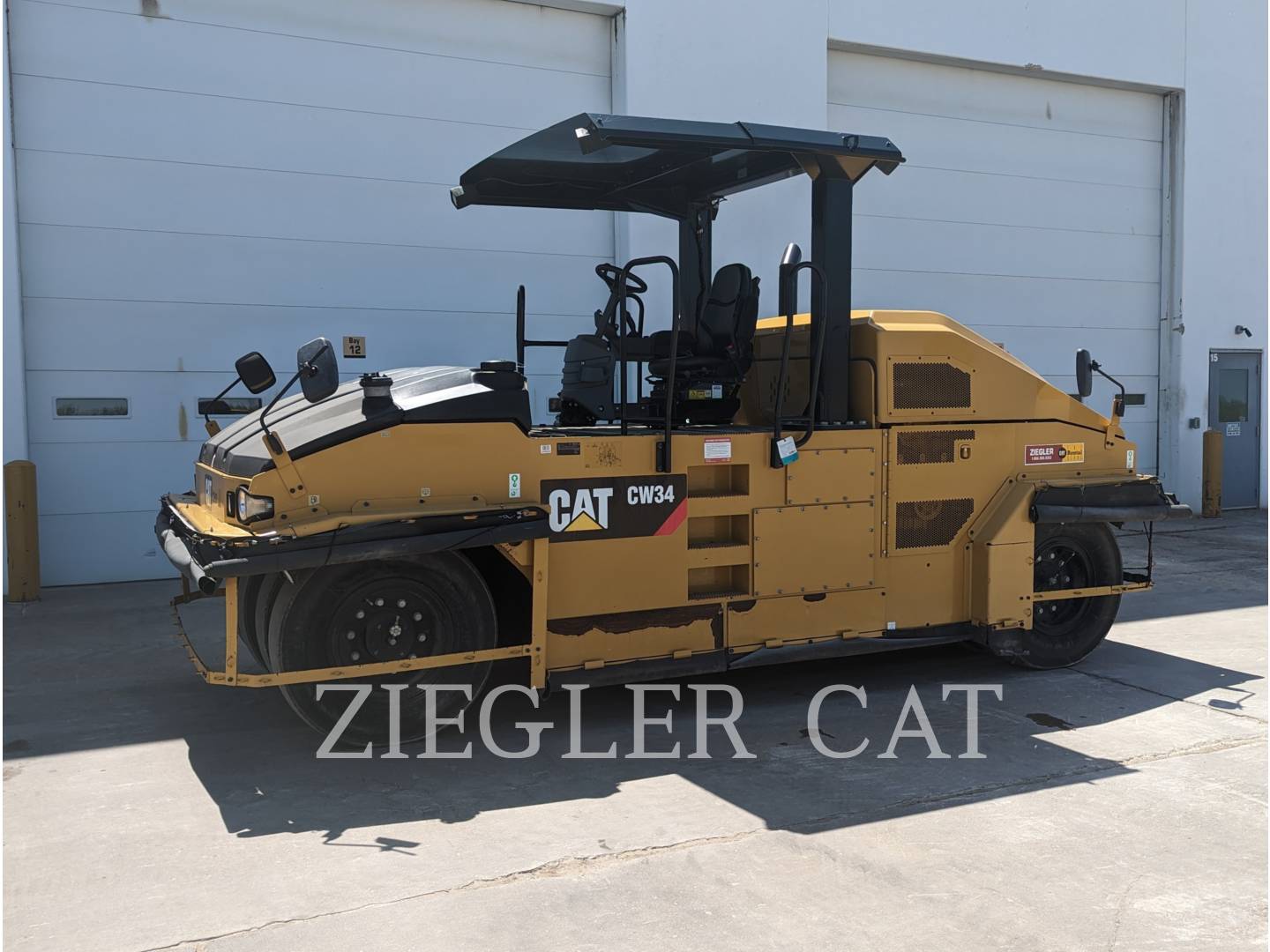 2016 Caterpillar CW34 Compactor