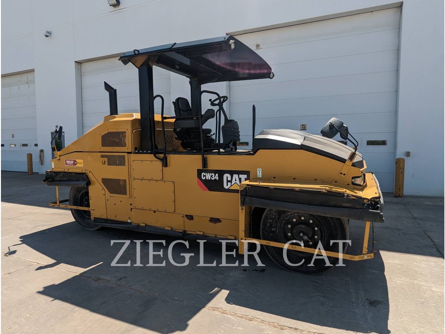 2016 Caterpillar CW34 Compactor