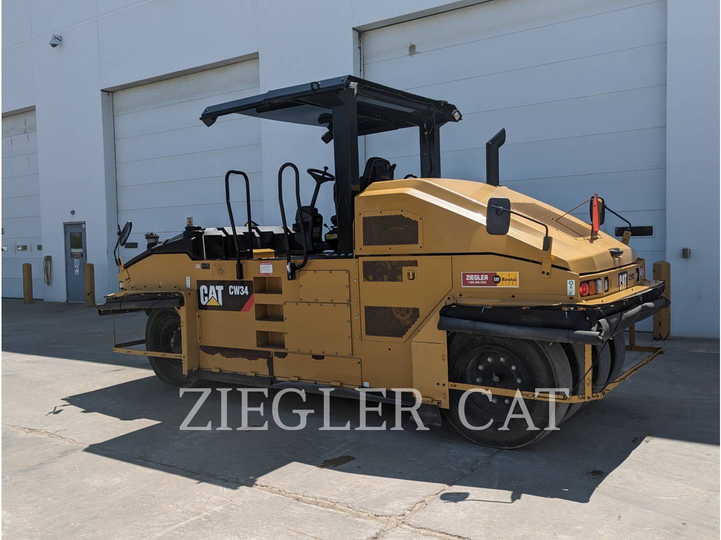 2016 Caterpillar CW34 Compactor