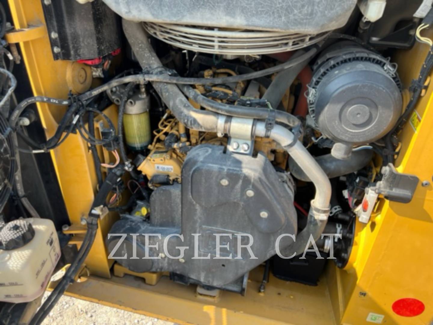 2016 Caterpillar 232D Skid Steer Loader