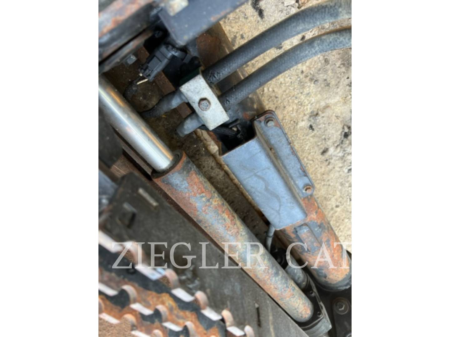 2016 Caterpillar 232D Skid Steer Loader