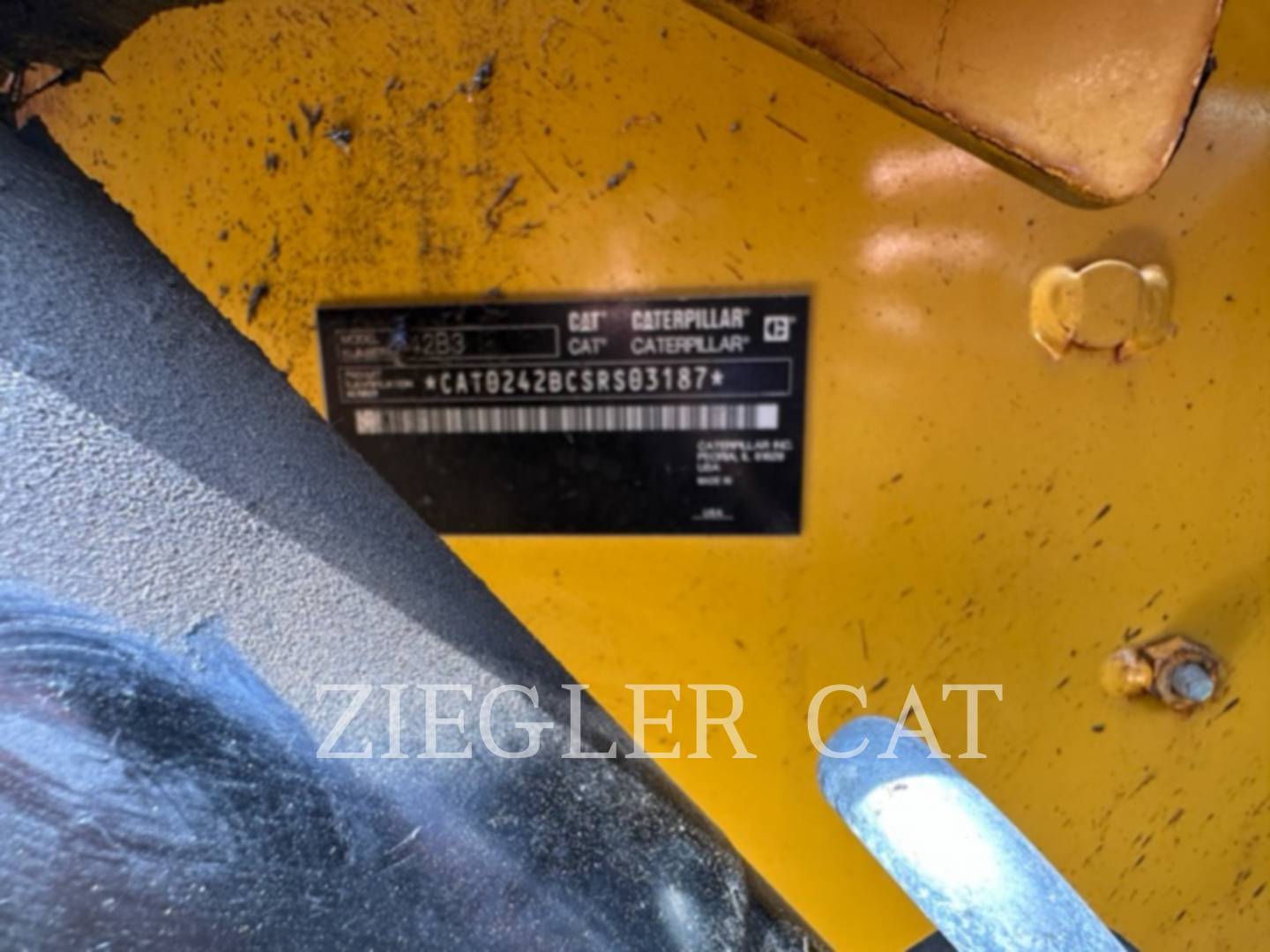 2013 Caterpillar 242B3 Skid Steer Loader