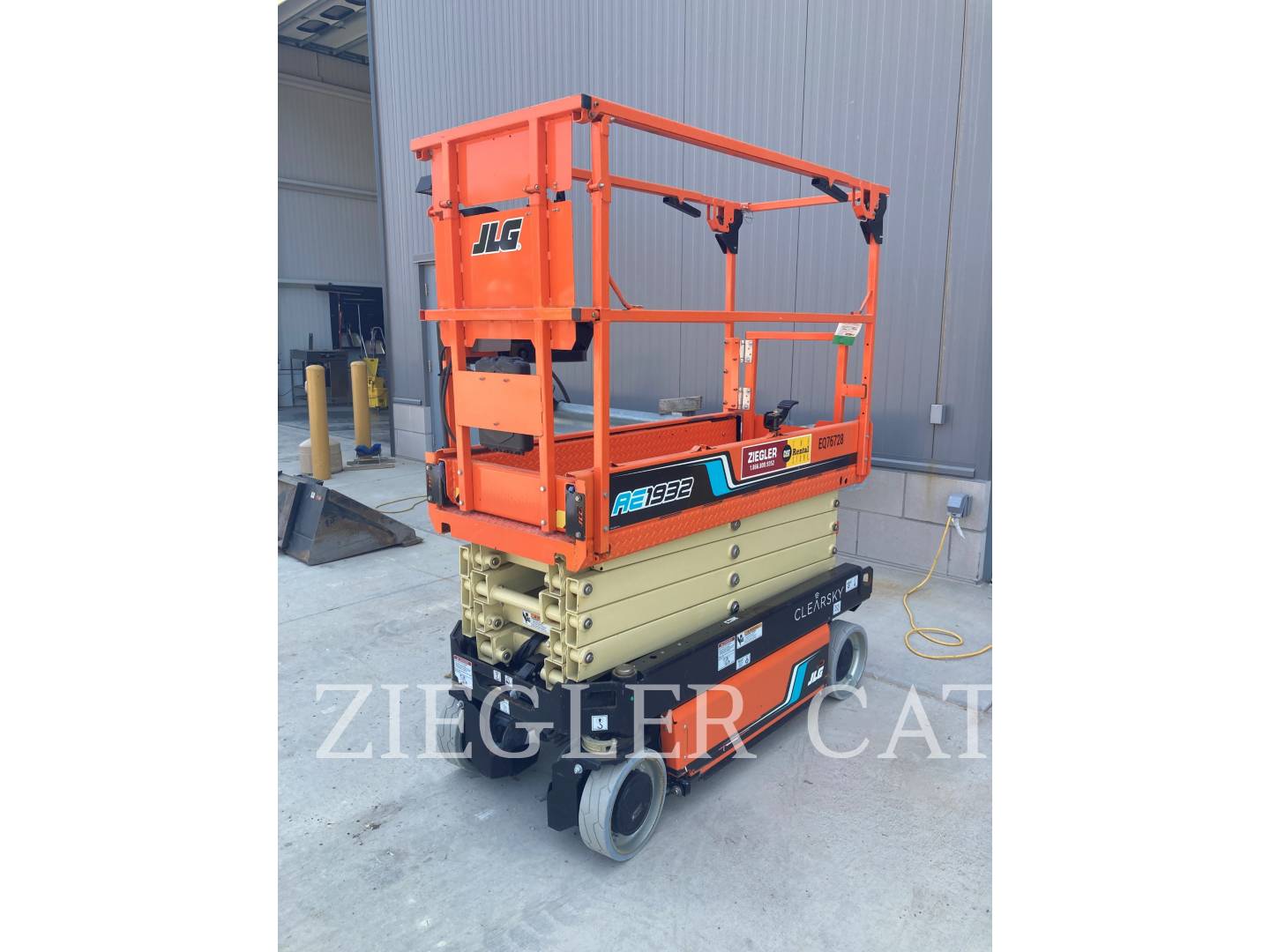 2022 JLG AE1932 Lift Truck