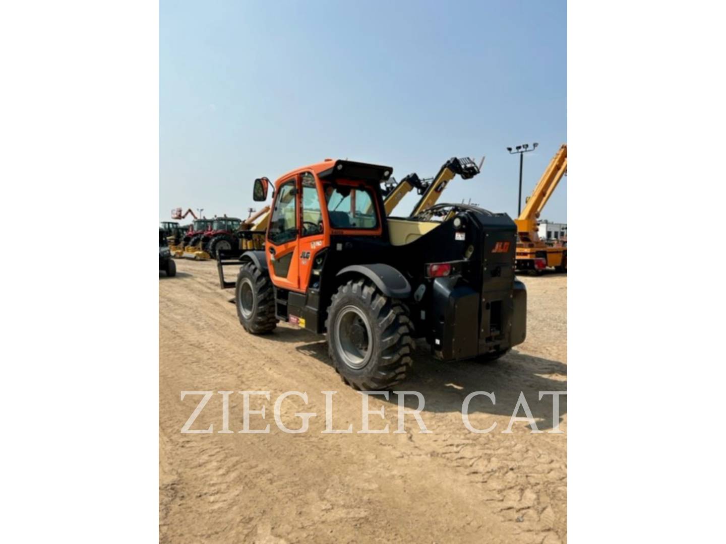 2019 JLG 1732 TeleHandler