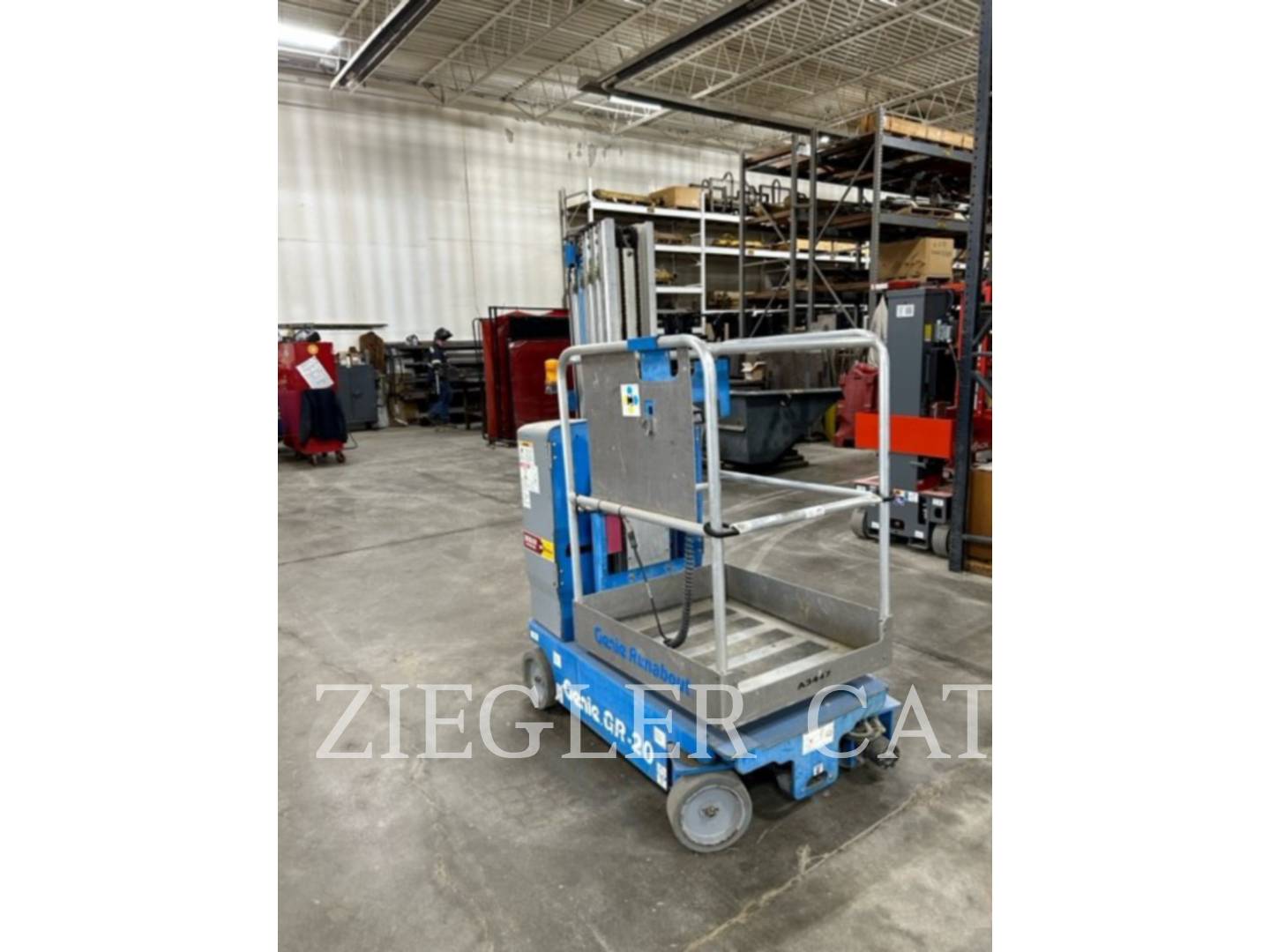 2013 Genie GR20 Lift Truck