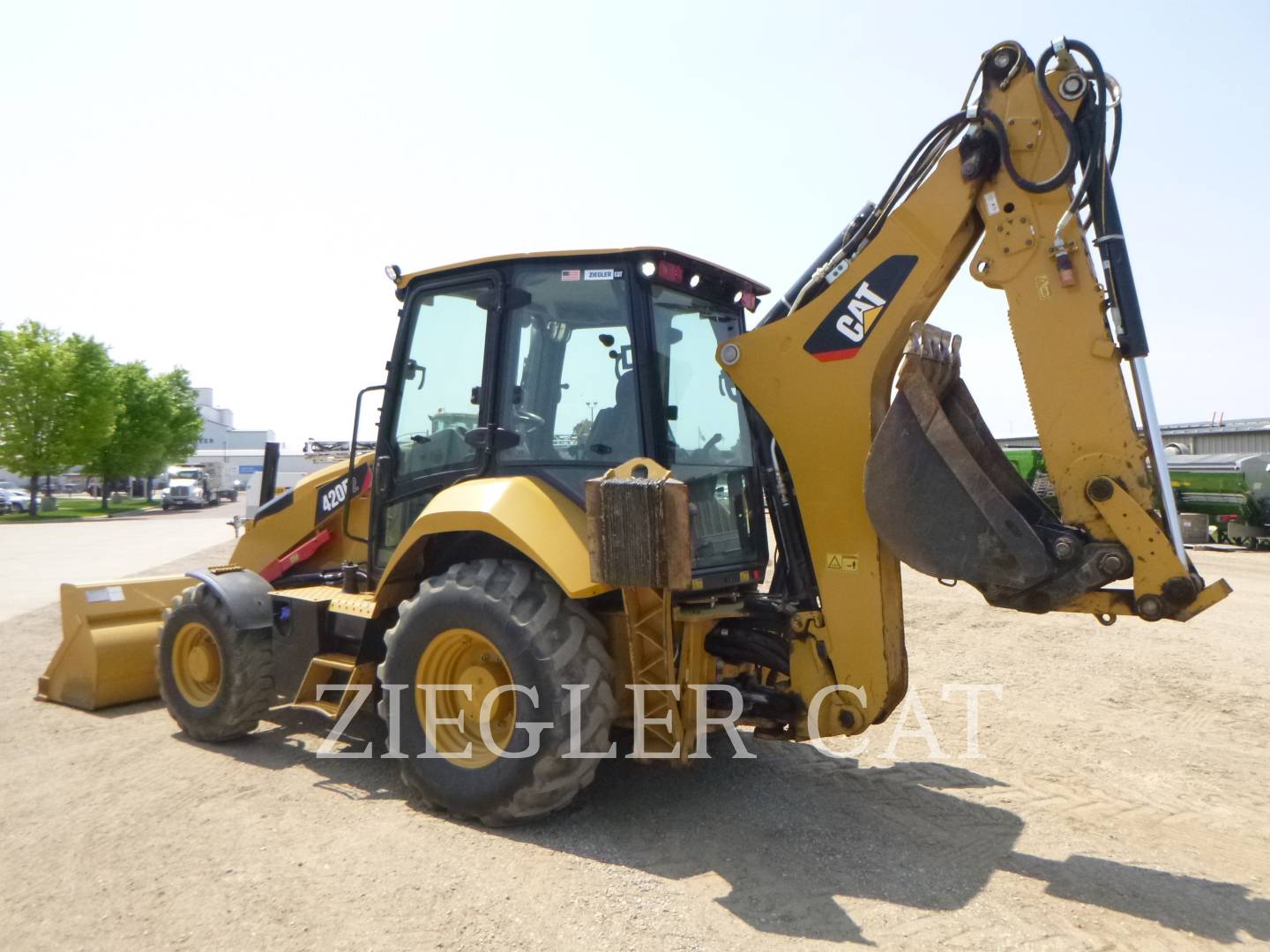 2016 Caterpillar 420F2 Tractor Loader Backhoe