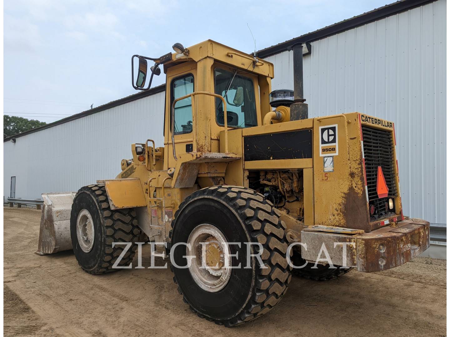 1982 Caterpillar 950 Wheel Loader