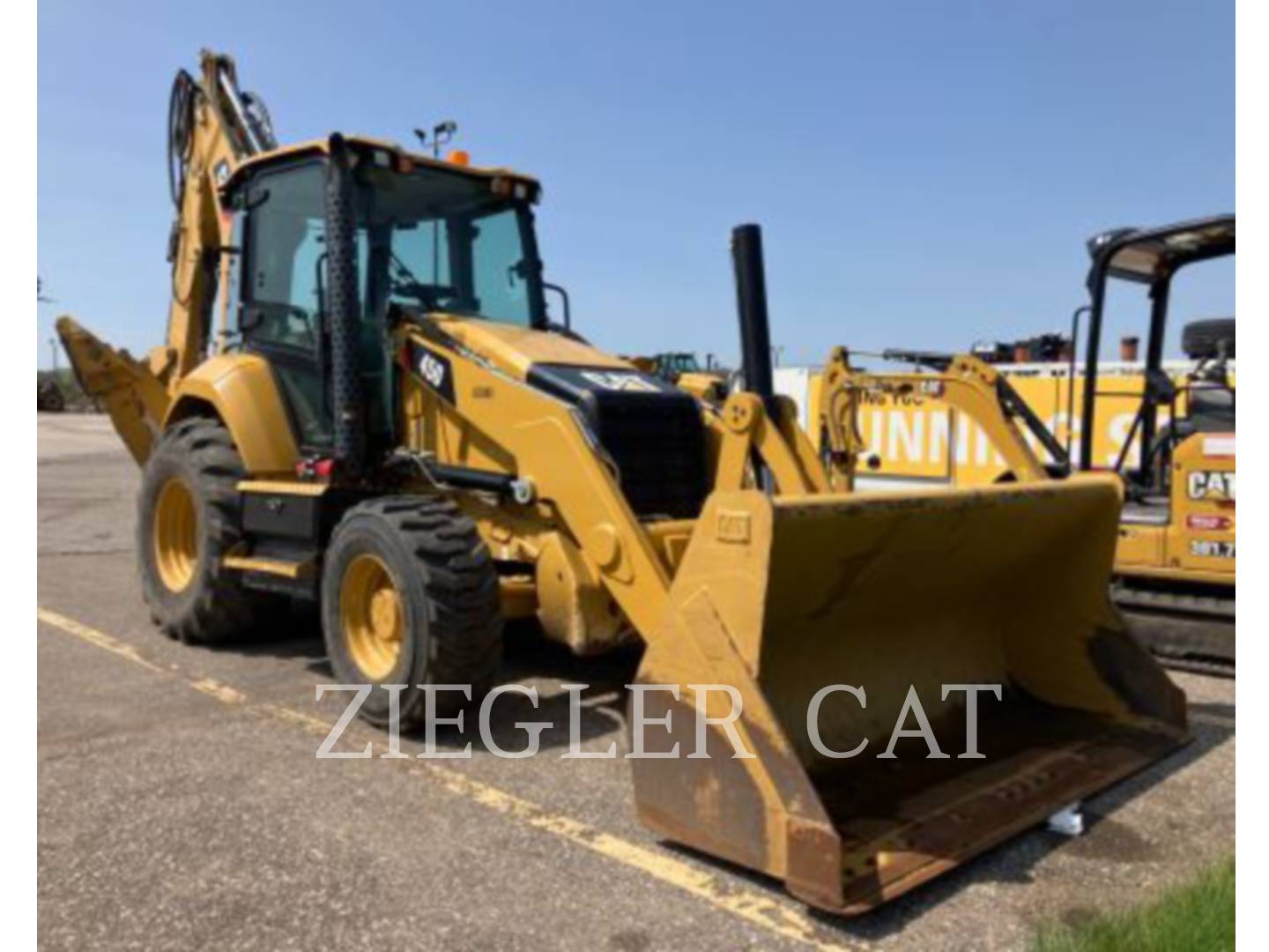 2019 Caterpillar 450 Tractor Loader Backhoe