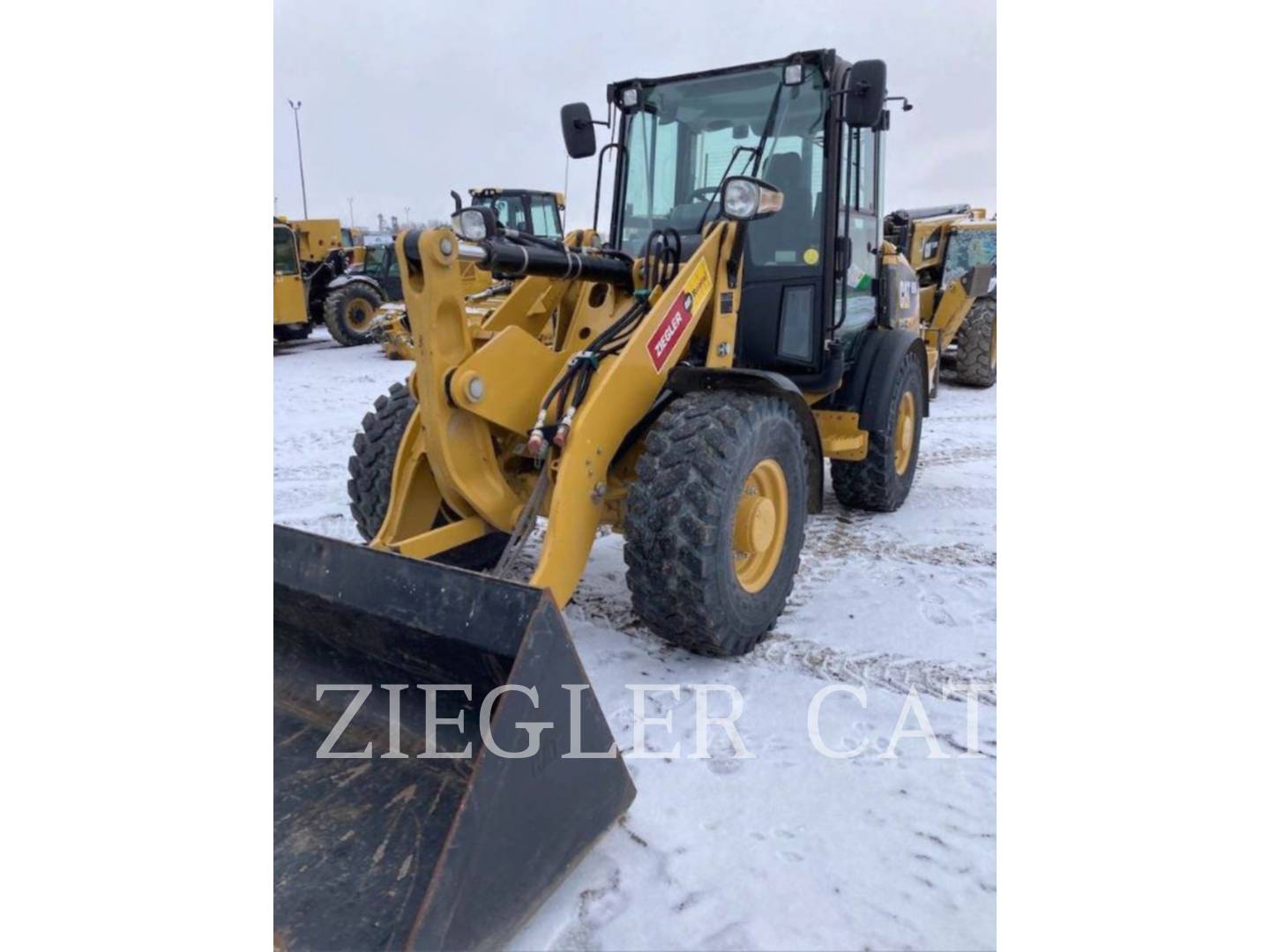 2019 Caterpillar 906M Wheel Loader