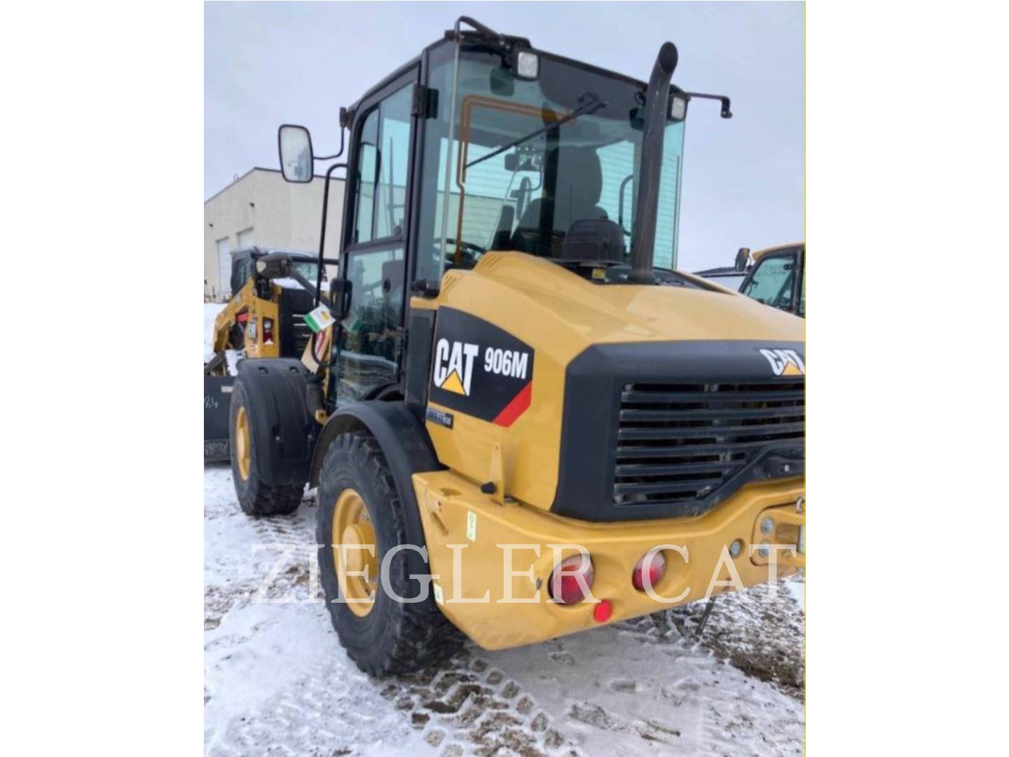 2019 Caterpillar 906M Wheel Loader