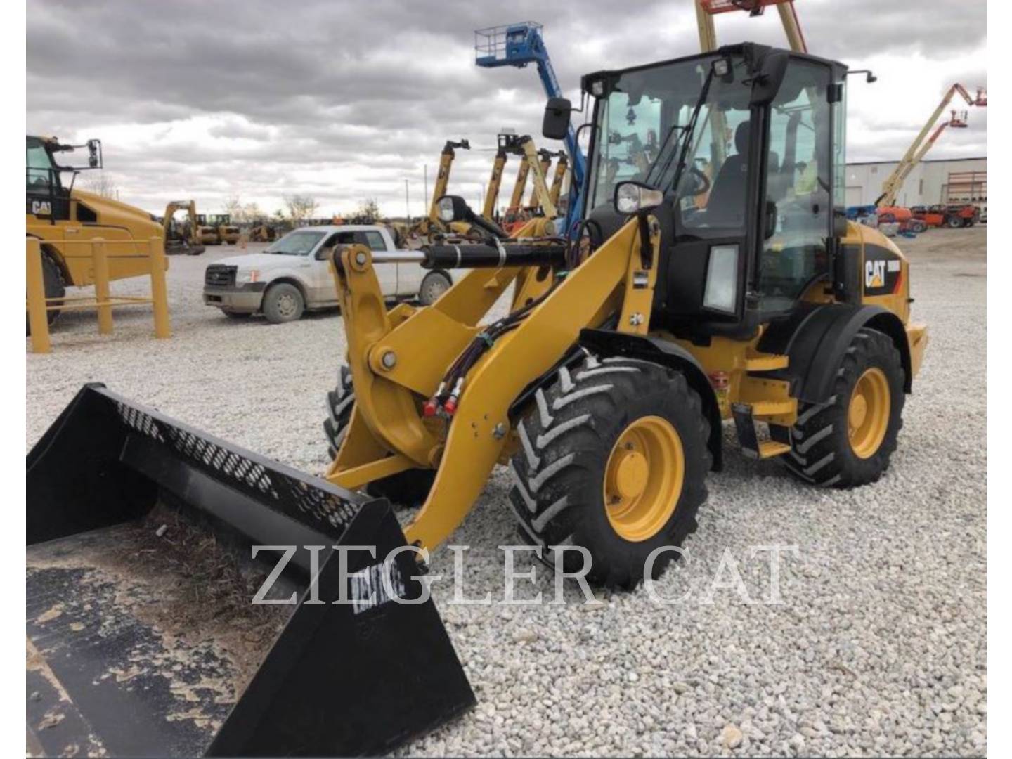 2019 Caterpillar 908M Wheel Loader