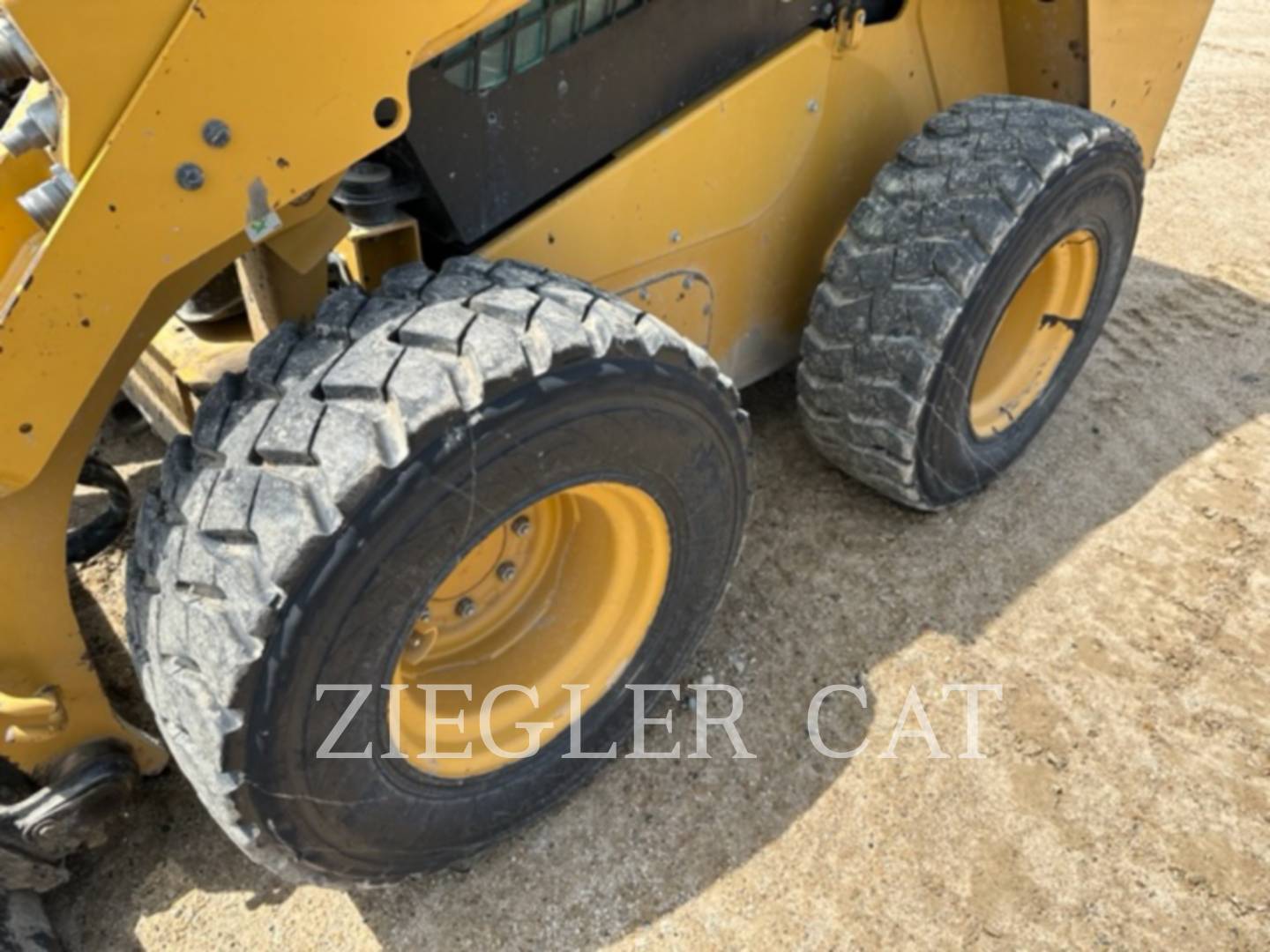 2017 Caterpillar 246D Skid Steer Loader