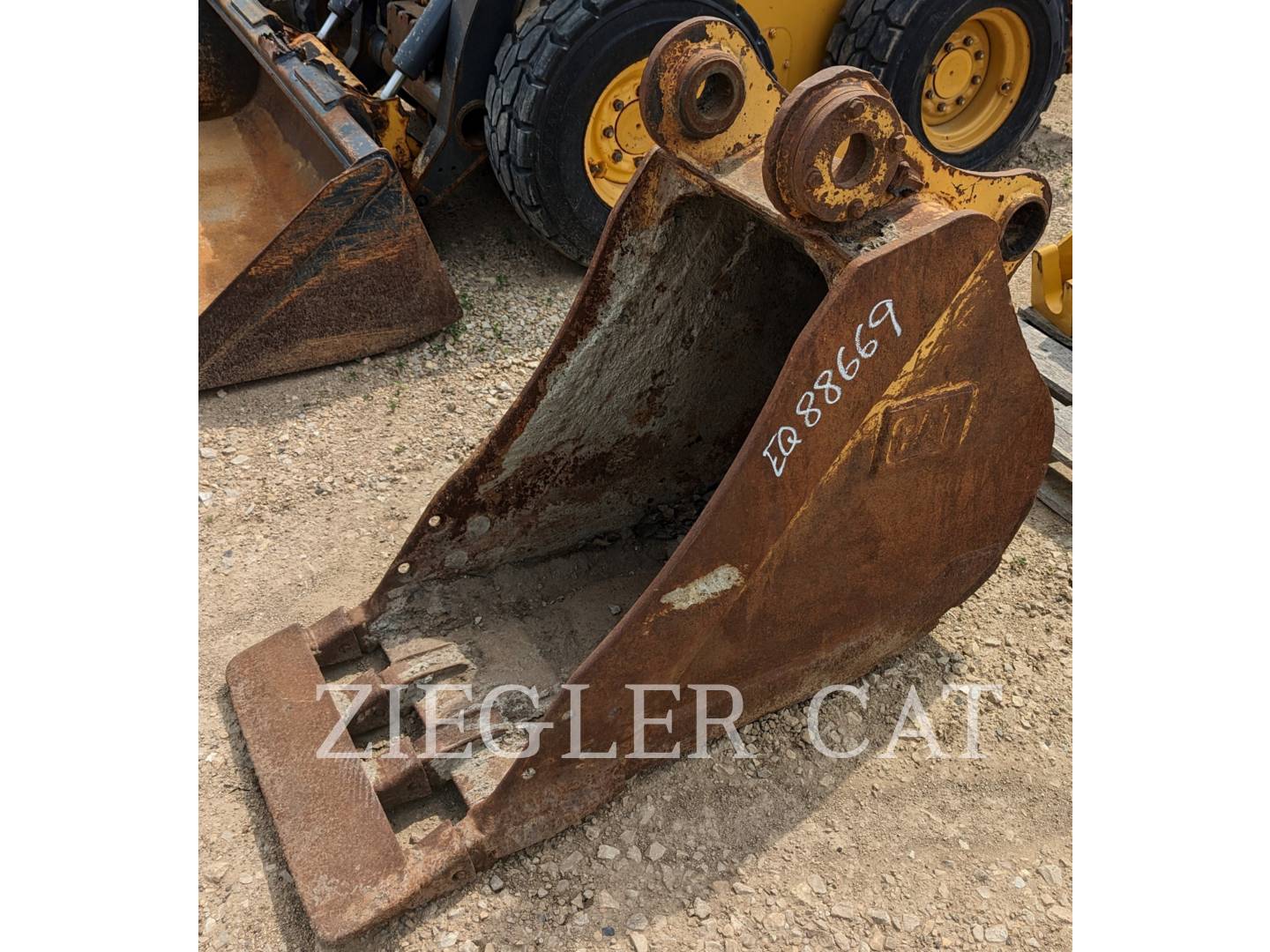 2004 Caterpillar 312LINK24"GP Bucket