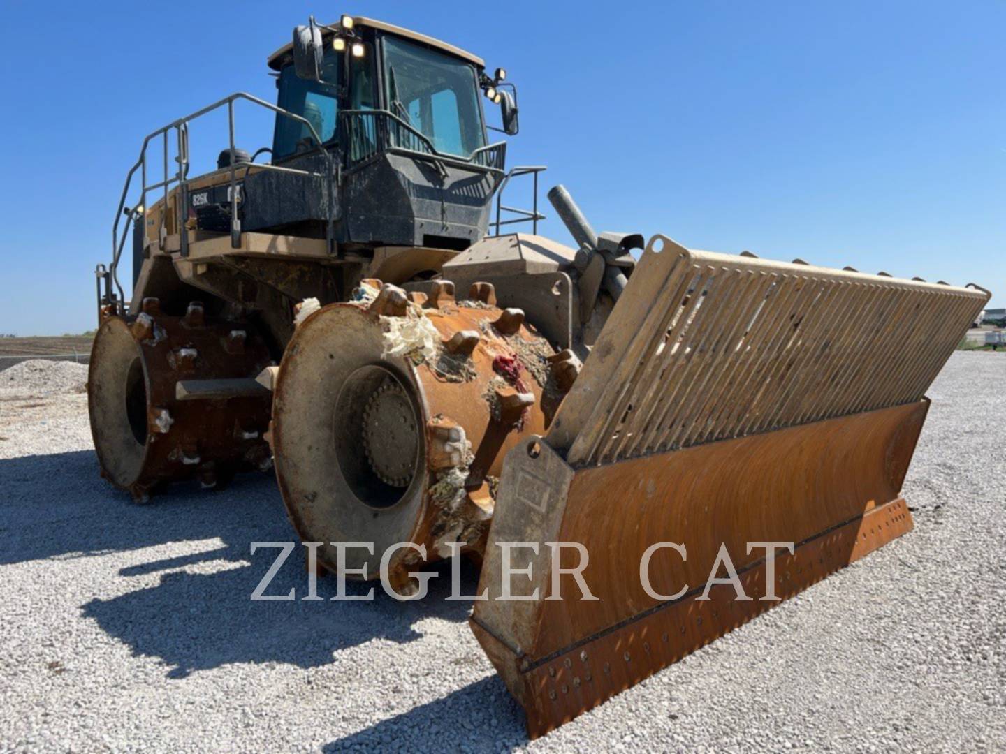 2018 Caterpillar 826K Compactor