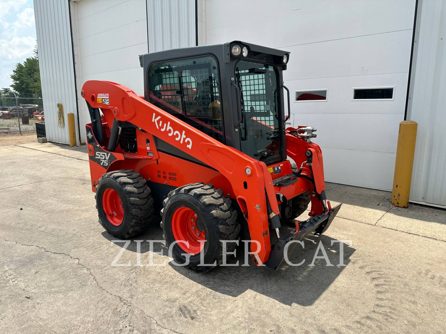 2022 Kubota SSV75 Skid Steer Loader