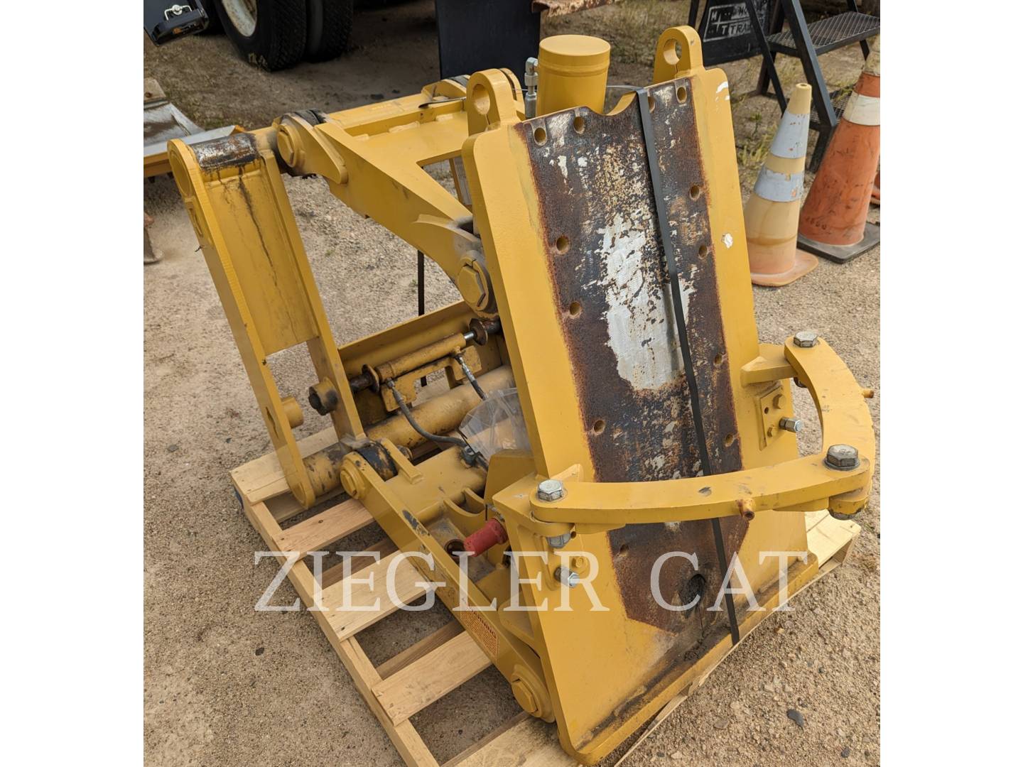 2018 Caterpillar MOTOR GRADER HYDRAULIC LIFT GROUP Misc