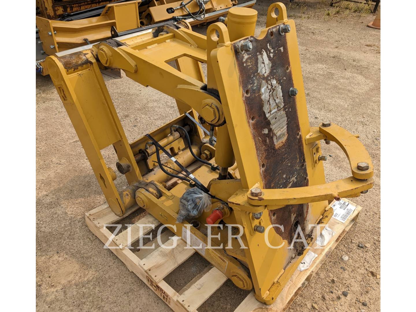 2018 Caterpillar MOTOR GRADER HYDRAULIC LIFT GROUP Misc