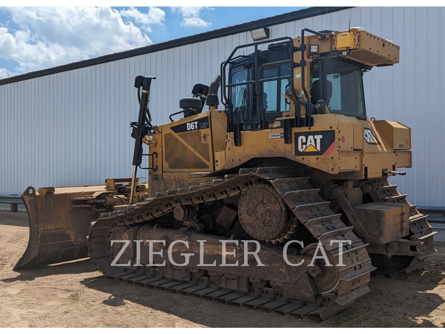 2018 Caterpillar D6T Dozer