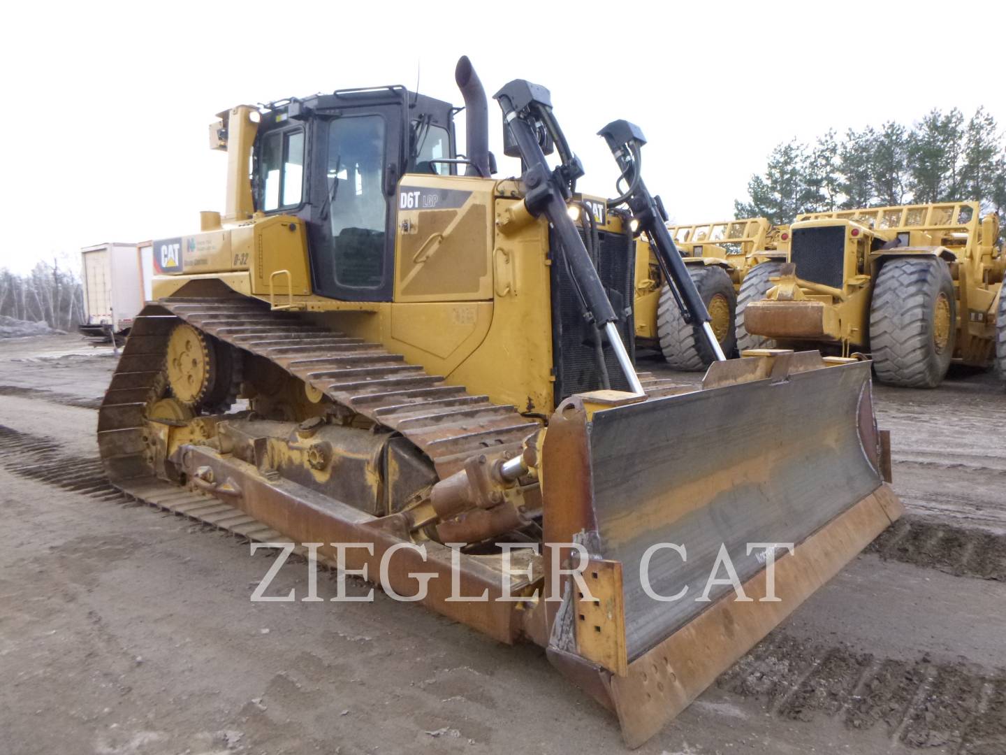 2016 Caterpillar D6T Dozer