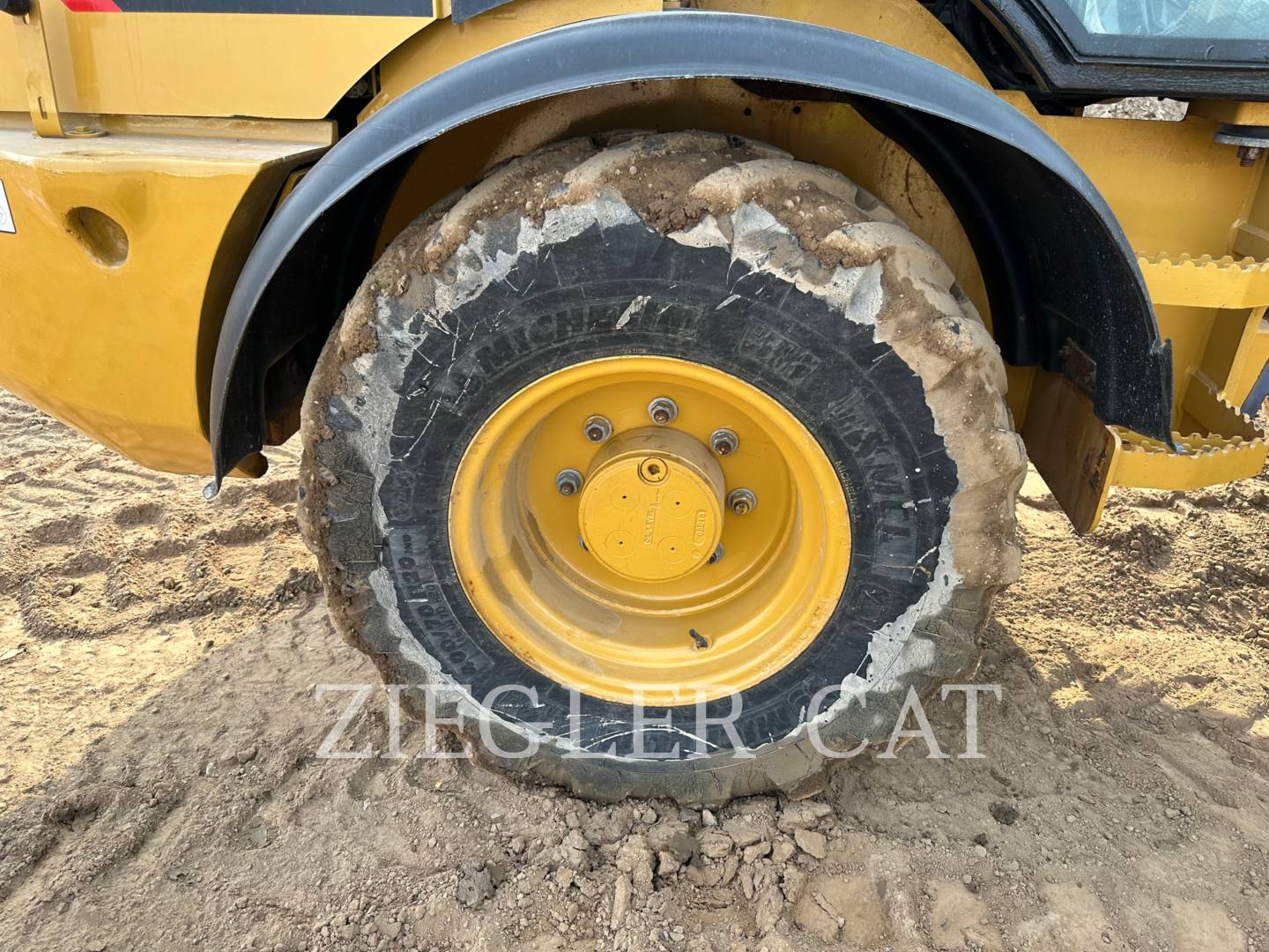 2013 Caterpillar 908H2 Wheel Loader