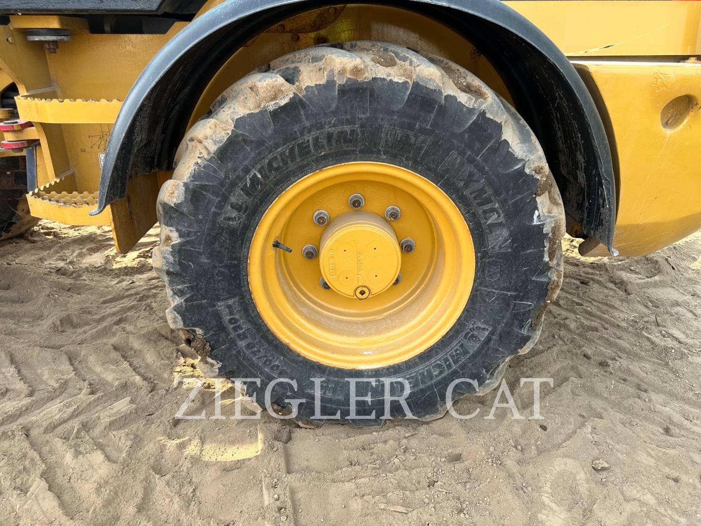 2013 Caterpillar 908H2 Wheel Loader