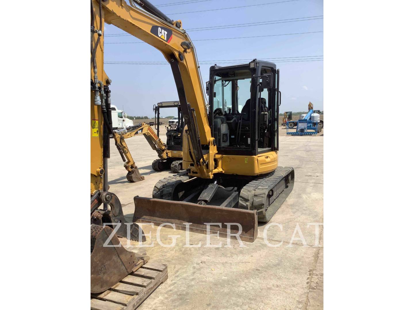 2015 Caterpillar 305E2 Excavator