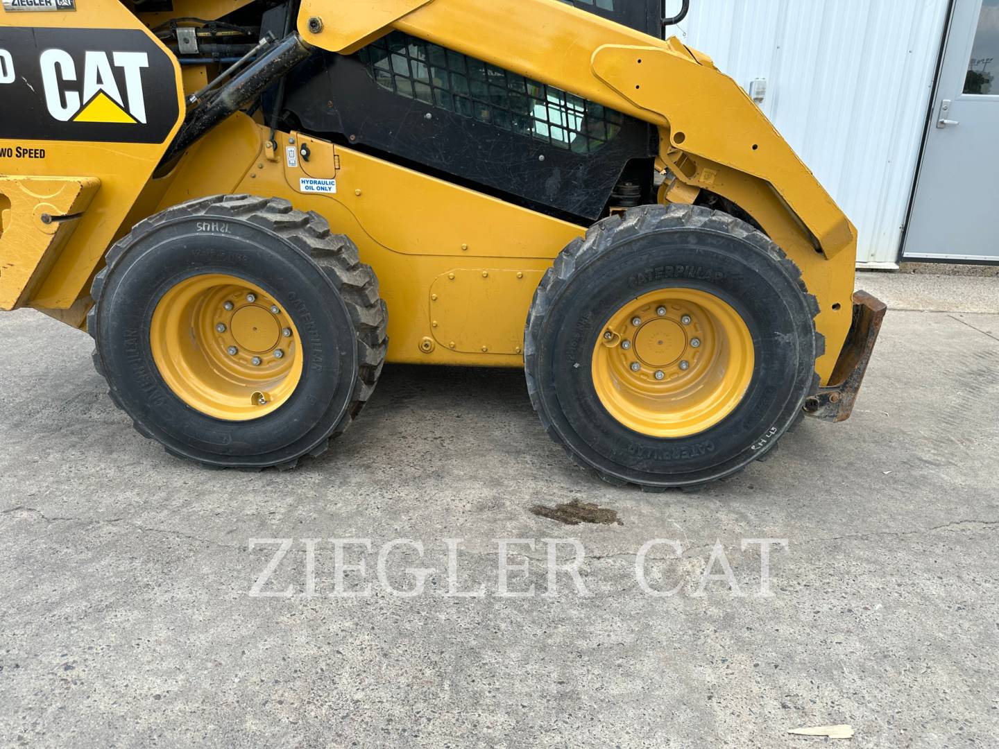 2019 Caterpillar 262D Skid Steer Loader