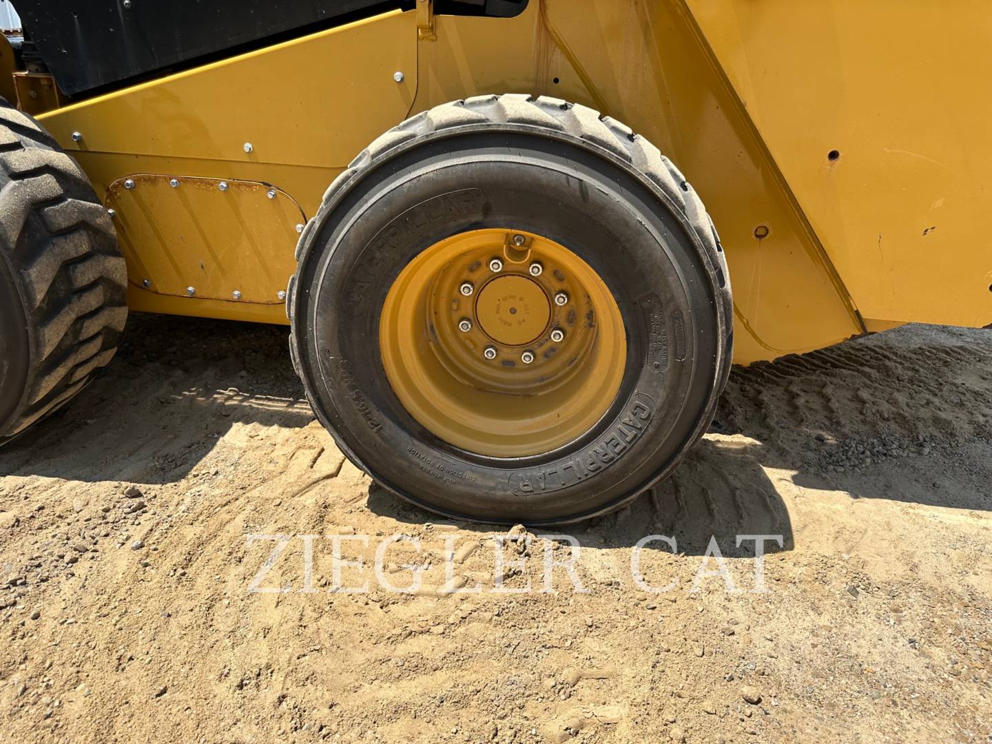 2018 Caterpillar 246D Skid Steer Loader