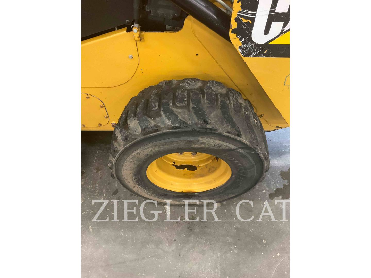 2014 Caterpillar 262D Skid Steer Loader