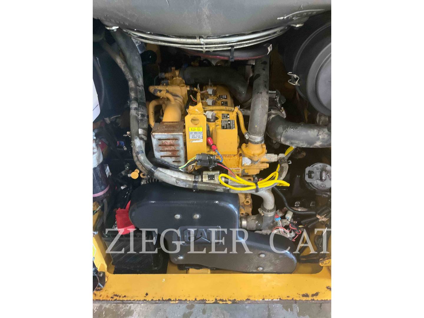 2014 Caterpillar 262D Skid Steer Loader