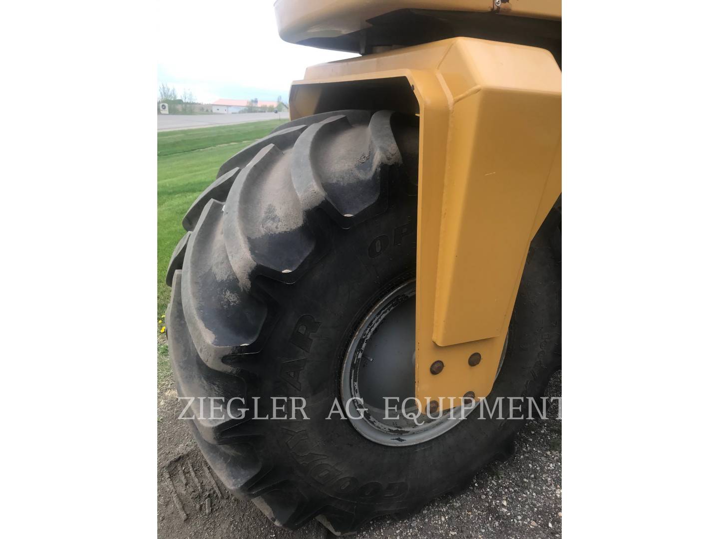 2013 Ag-Chem TG8300 Floater