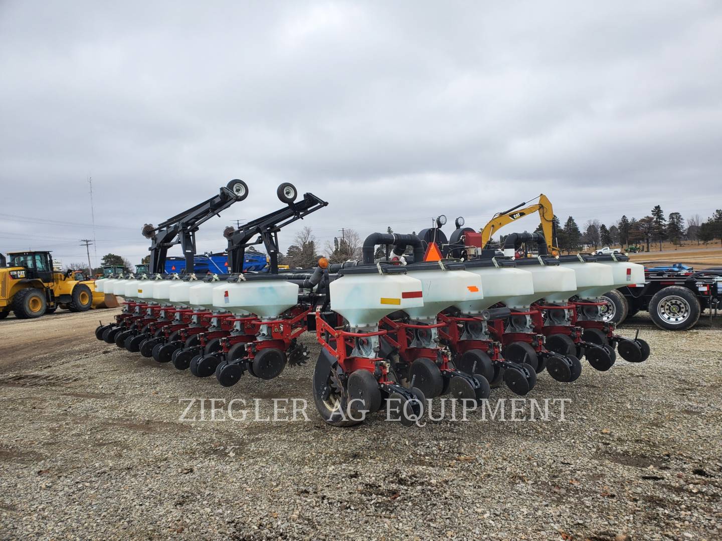 2002 AGCO White 8524-30_DE Planter