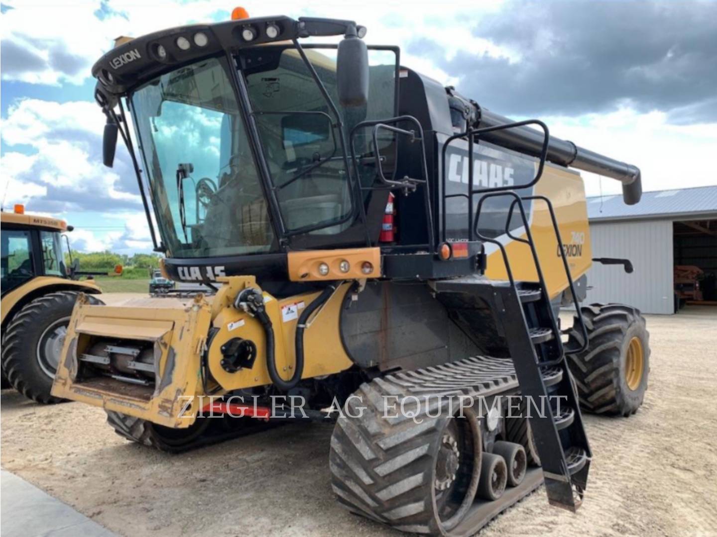 2011 Lexion 740TT Combine