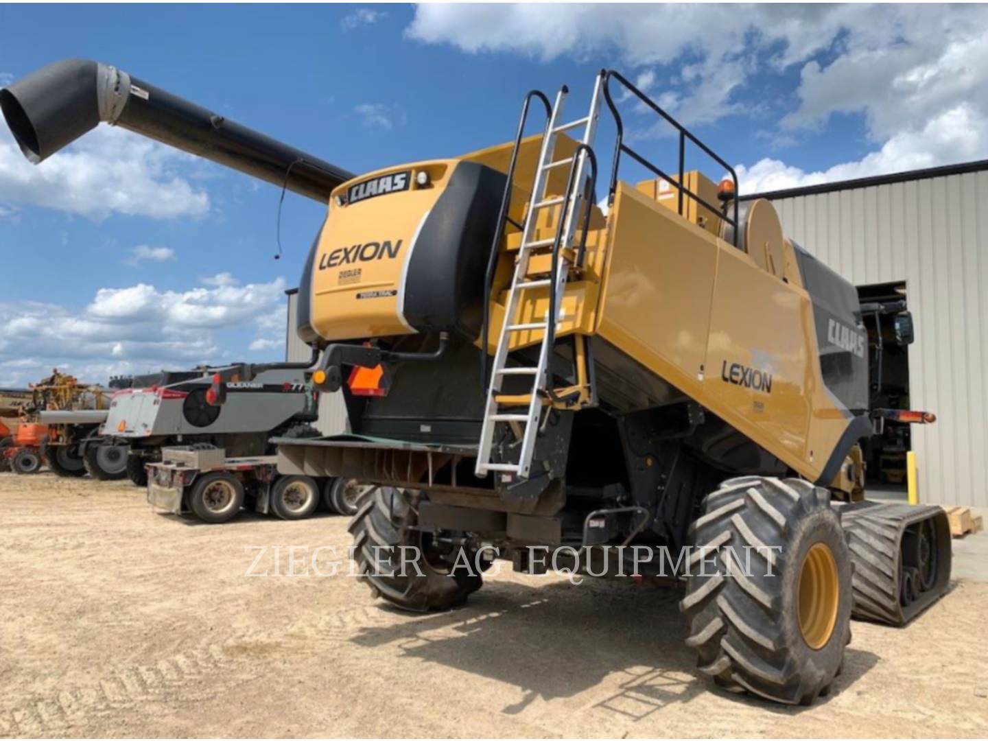 2011 Lexion 740TT Combine