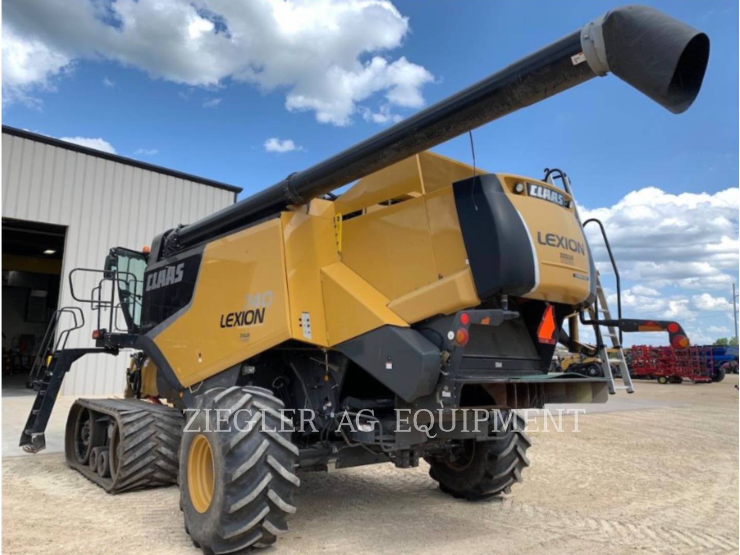 2011 Lexion 740TT Combine