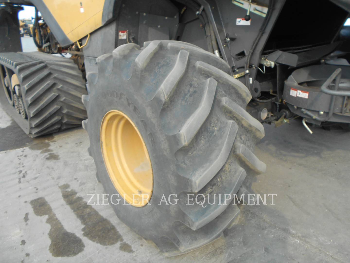 2014 Lexion 740TT Combine