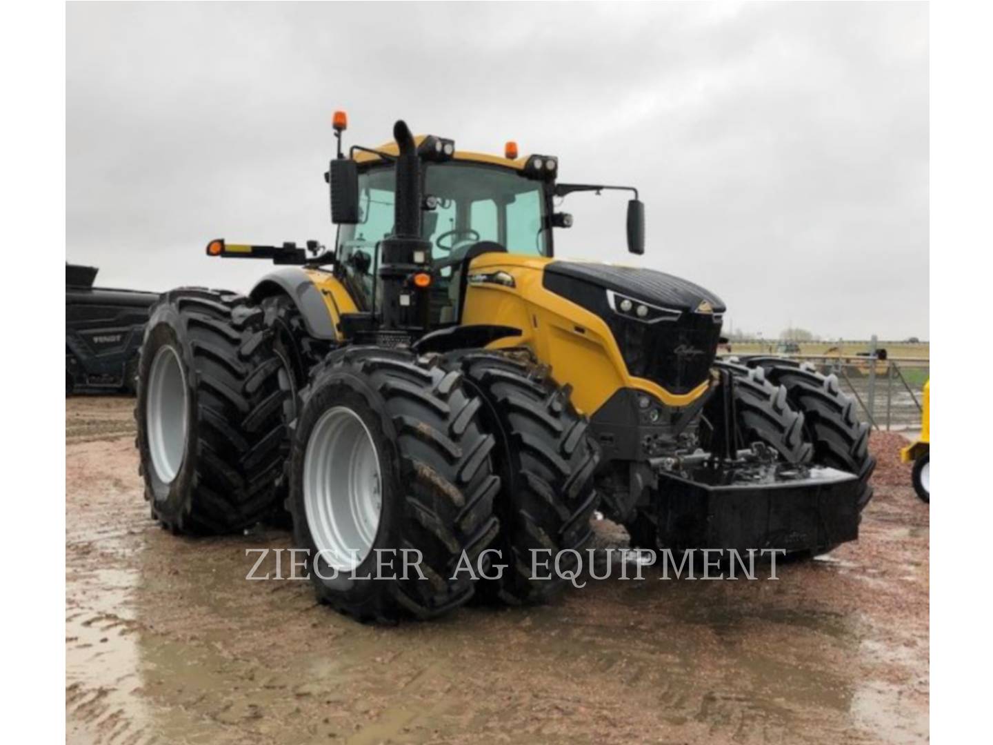 2017 Challenger CH1050 Tractor