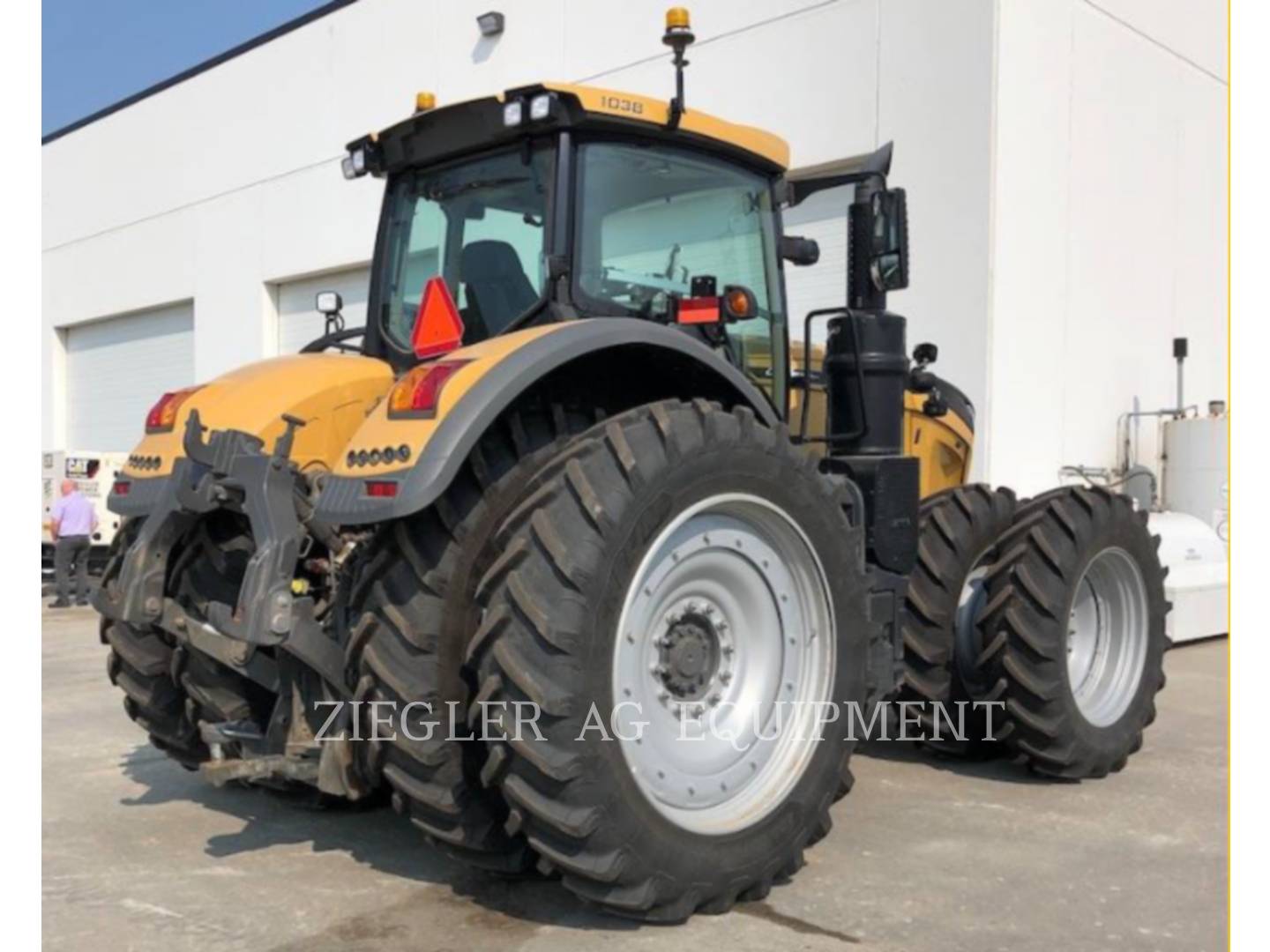 2019 Challenger CH1038 Tractor