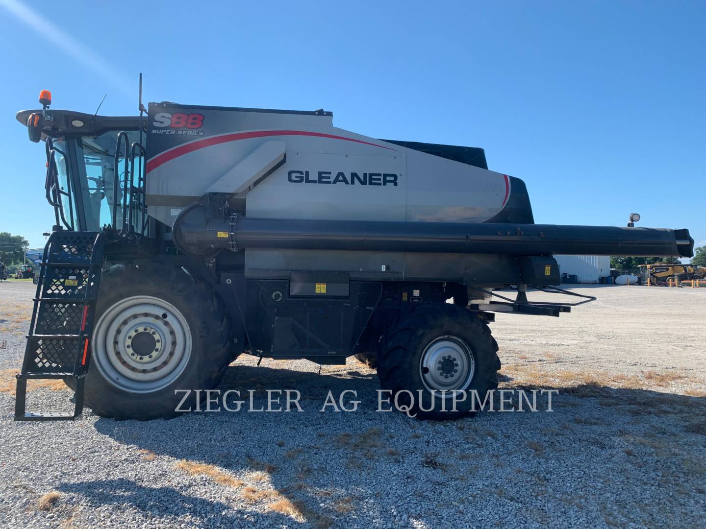 2014 Gleaner S88 Combine