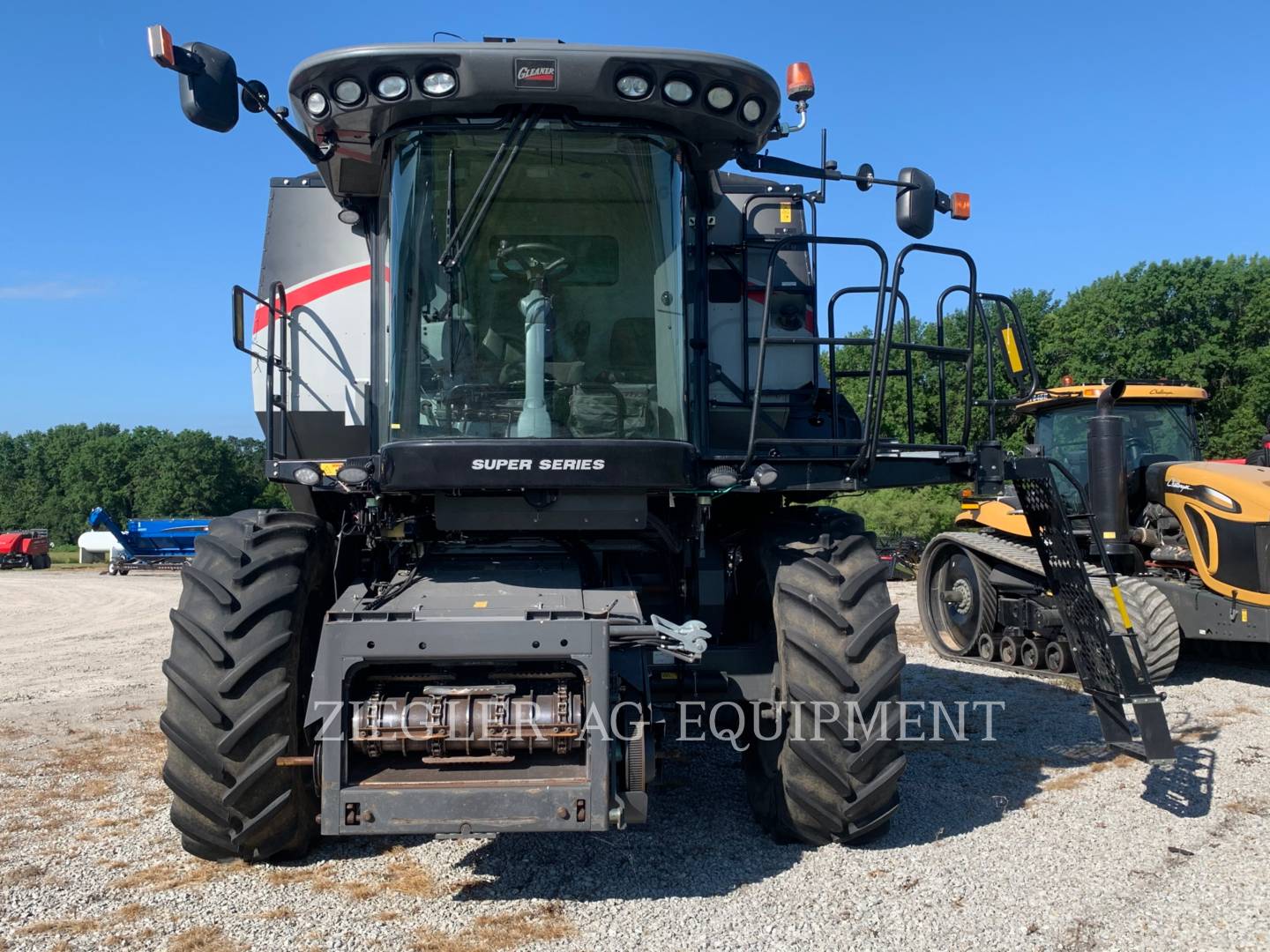 2014 Gleaner S88 Combine