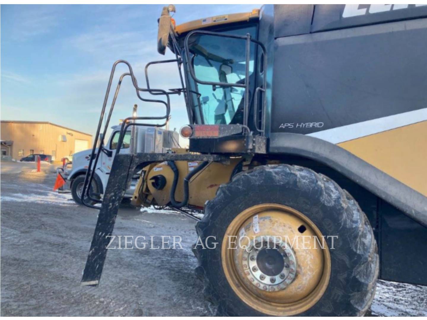 2016 Lexion 740_LX Combine