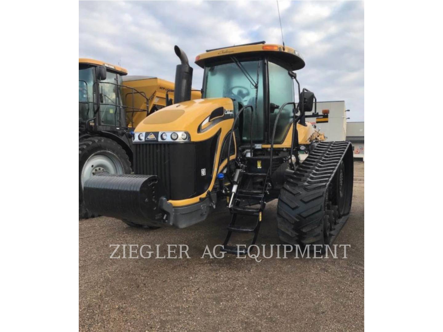 2013 Challenger MT765D Tractor