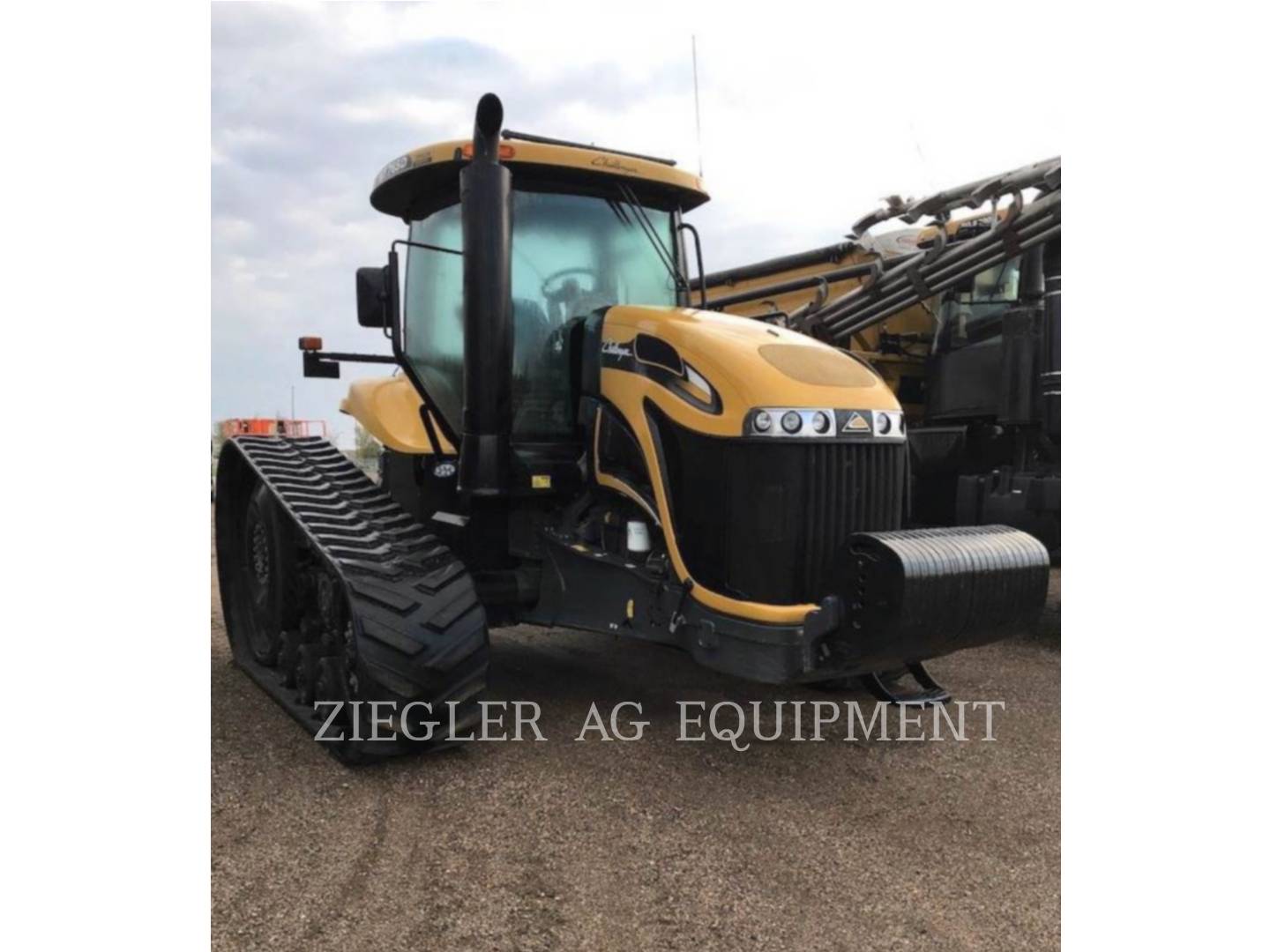 2013 Challenger MT765D Tractor