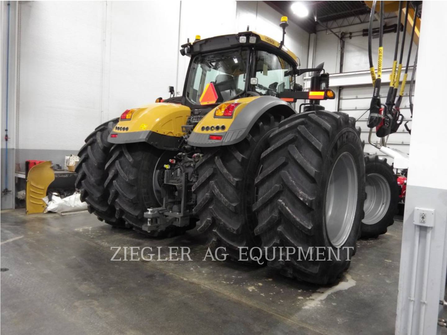 2019 Challenger CH1050 Tractor