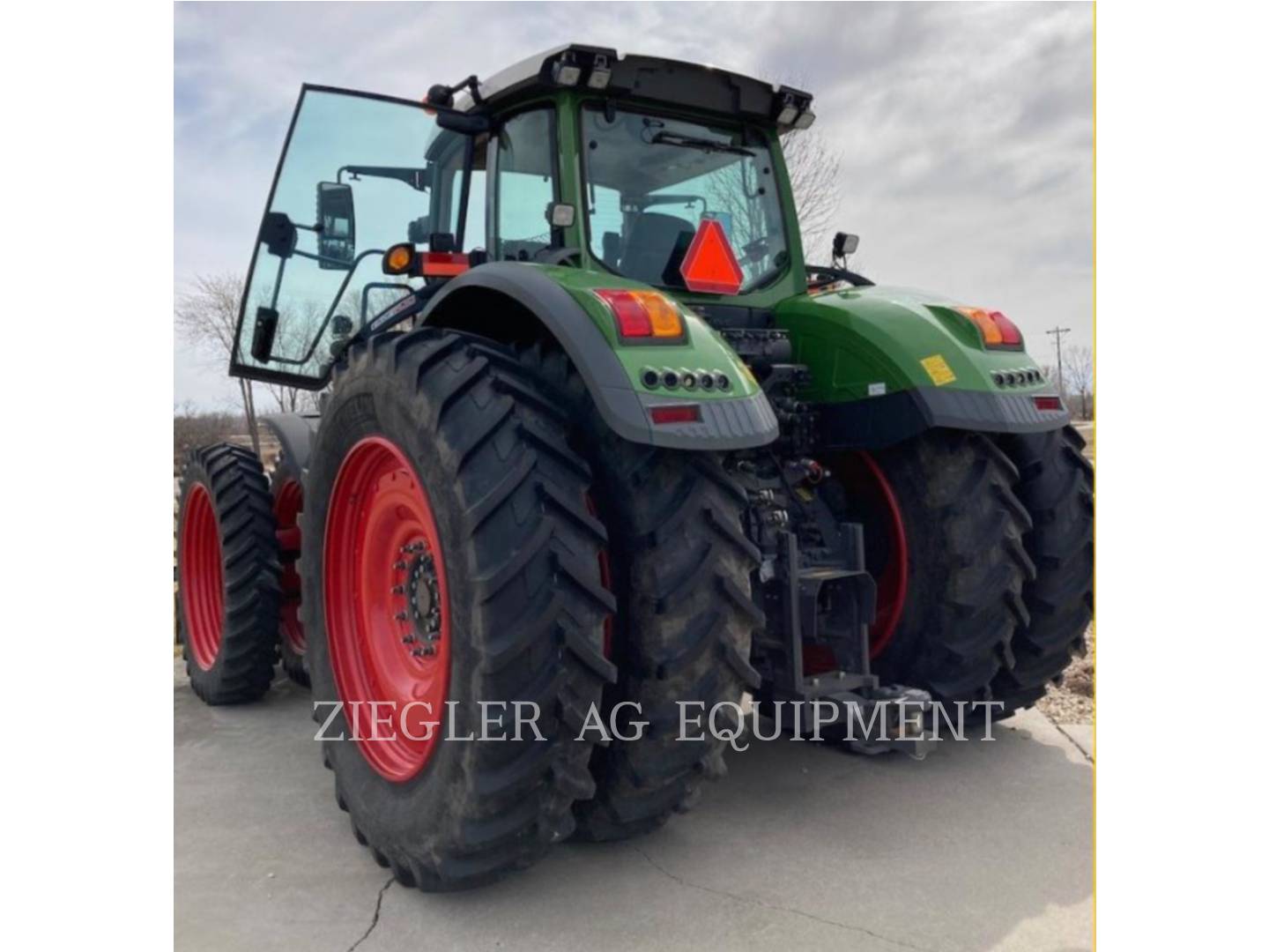 2019 Fendt FT1038 Tractor