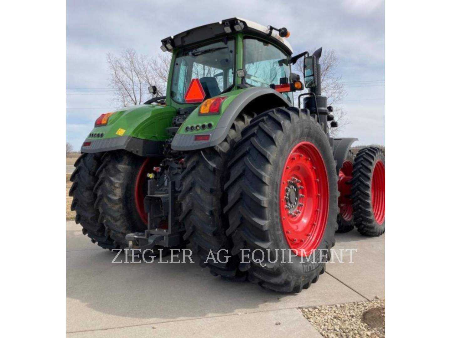 2019 Fendt FT1038 Tractor