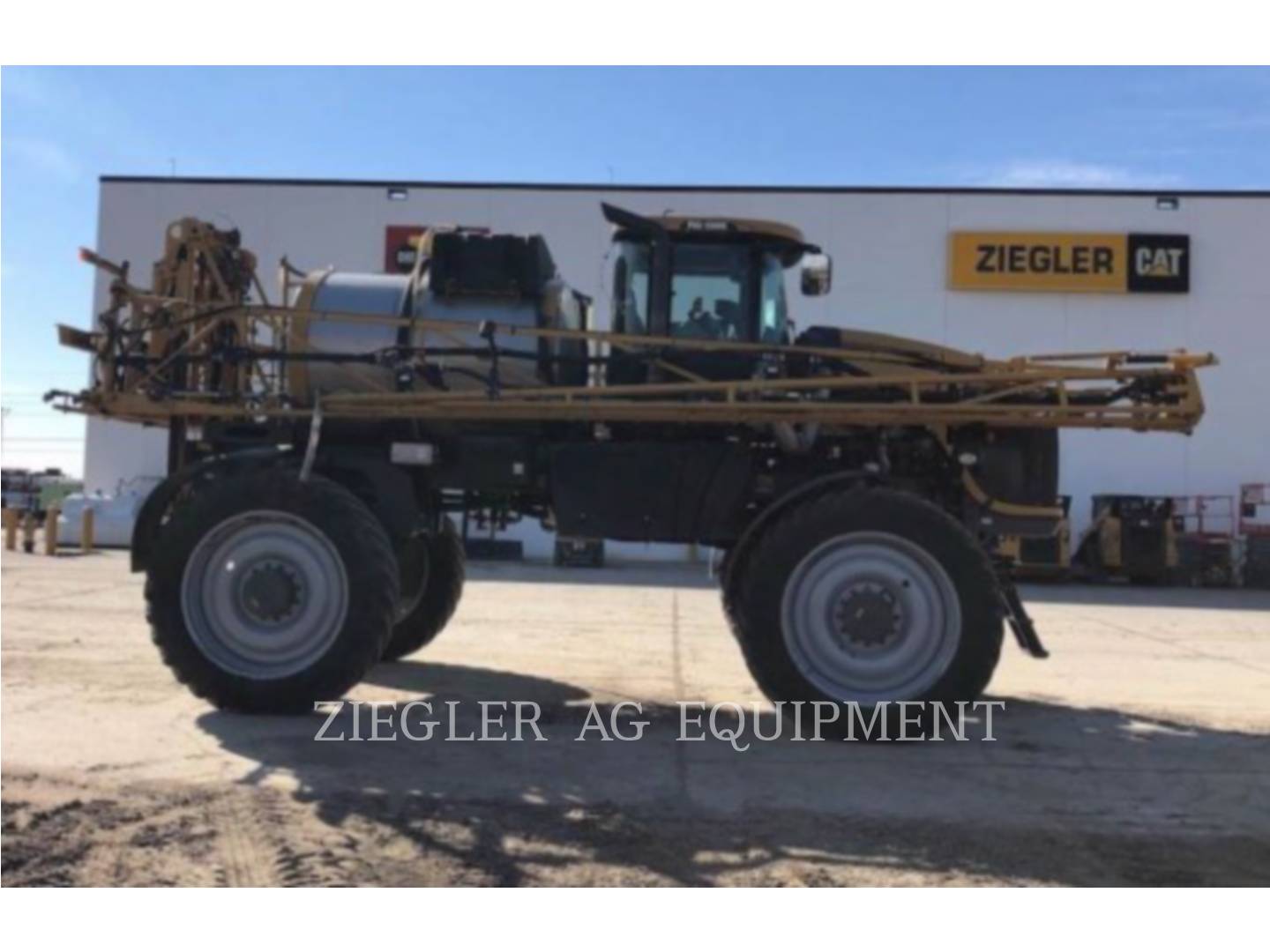 2013 Ag-Chem RG1300 Sprayer