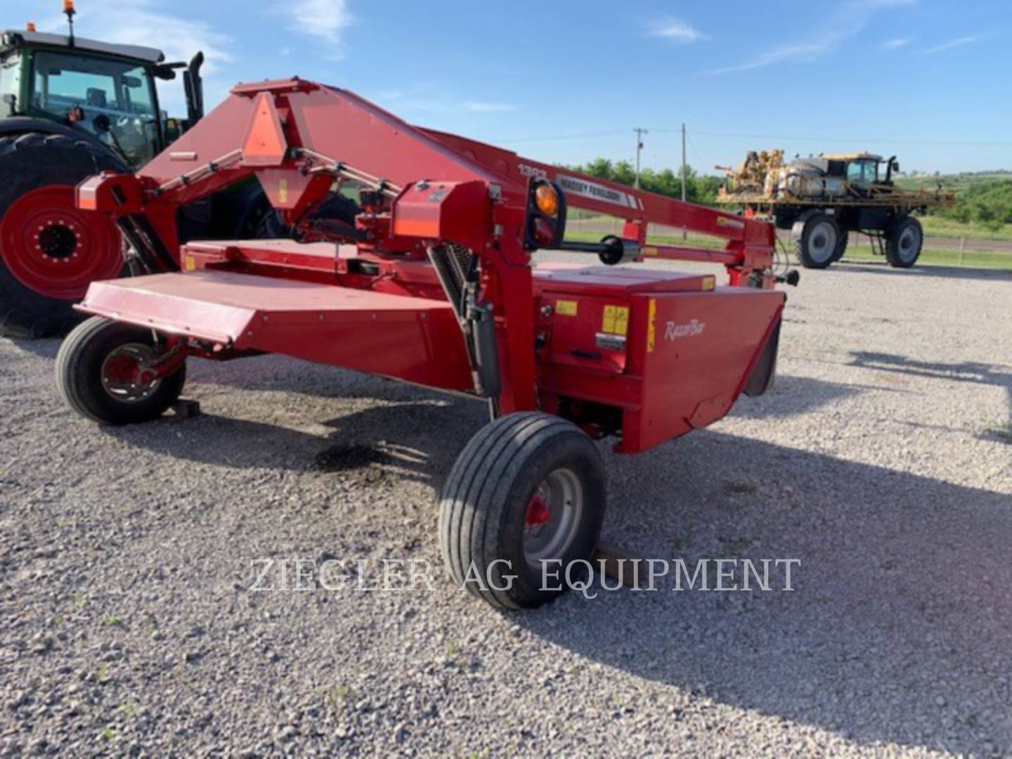 2016 Massey Ferguson MF1383 Misc